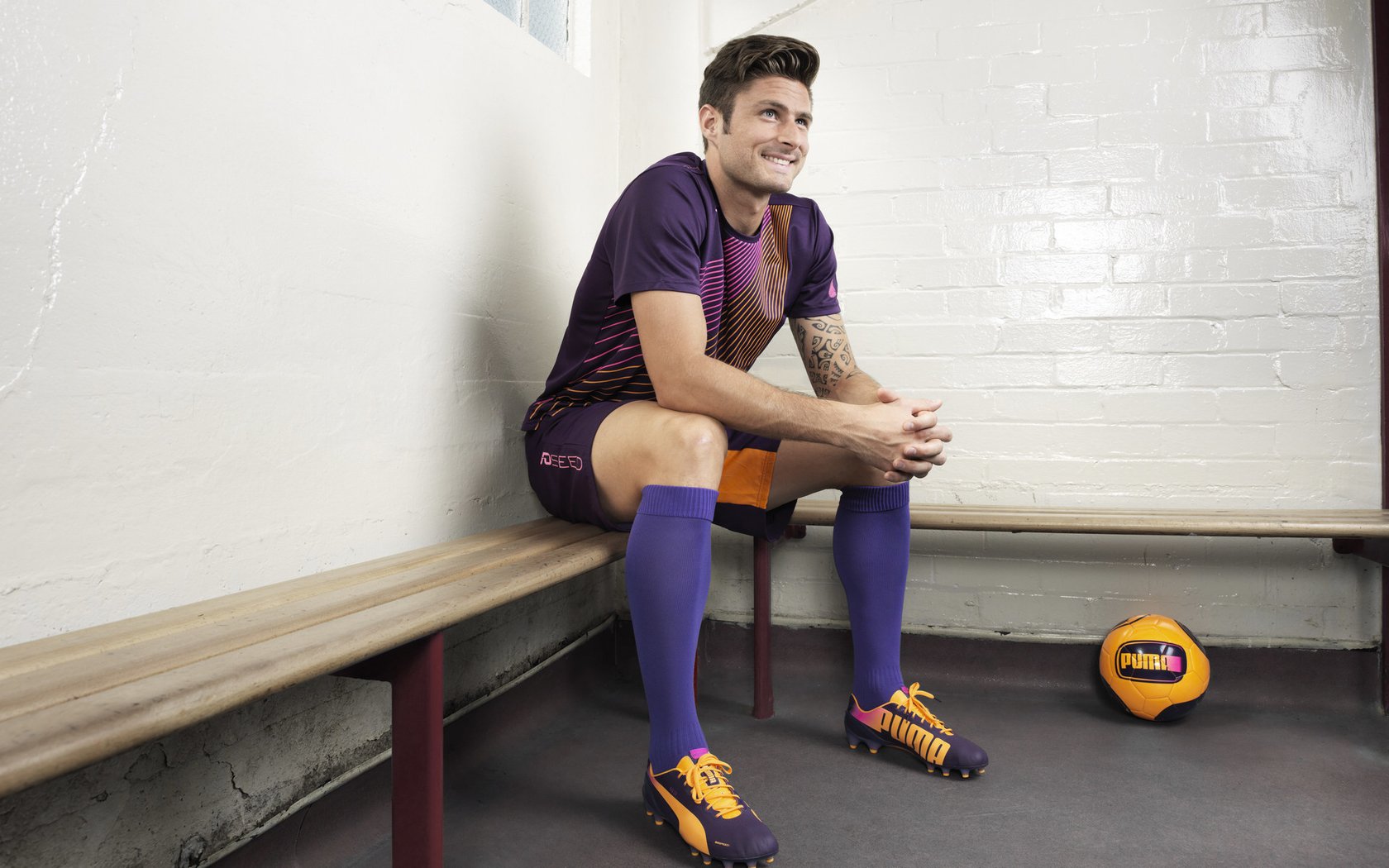 九游官网入口-弗拉门戈中场调度精准，进攻转换流畅，弗拉门戈对竞技俱乐部